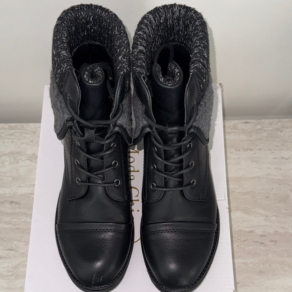 Women's Black and Gray Ankle Boots - Picture 3 of 5